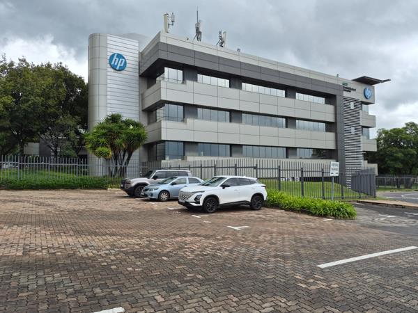 299 m² Commercial space