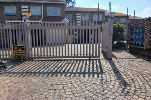 2 Bedroom Duplex