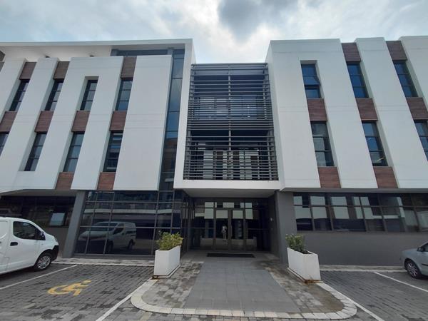 120 m² Commercial space