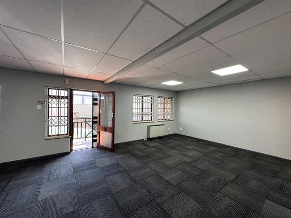 99.9 m² Commercial space