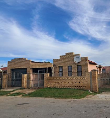 2 Bedroom House