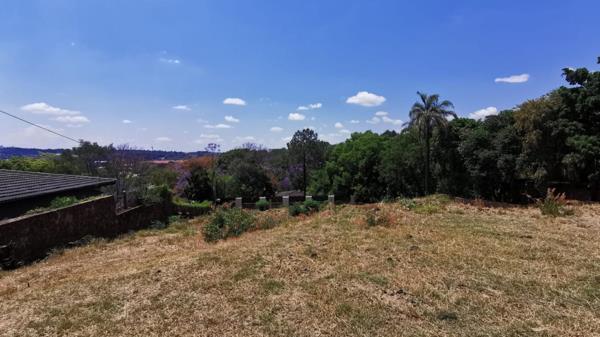 1 353 m² Land
