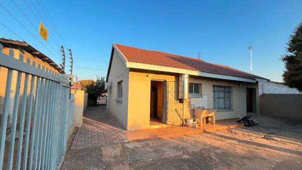 2 Bedroom House