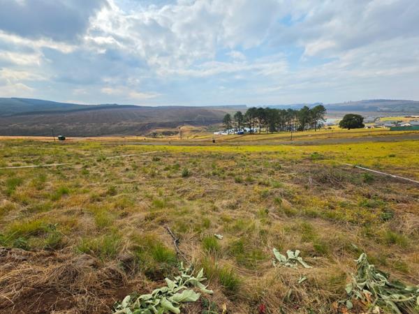887 m² Land