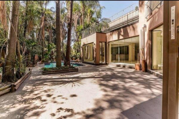 7.5 Bedroom House
