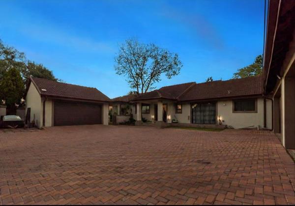 7 Bedroom House