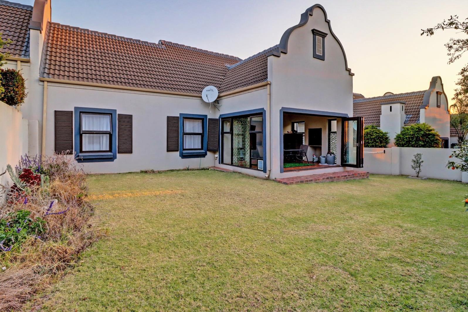 3 Bedroom Townhouse in Boardwalk Meander