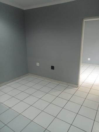 1 Bedroom House