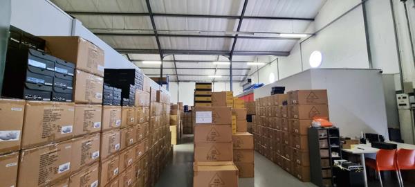 583 m² Industrial space