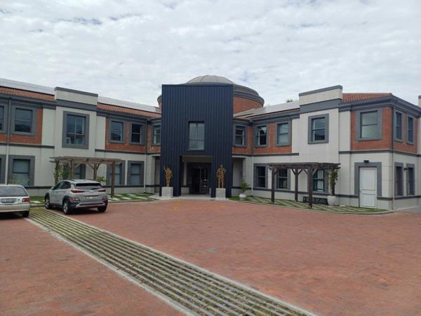 317 m² Office Space