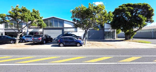 458 m² Retail Space