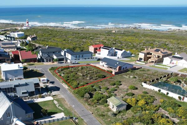 793 m² Land