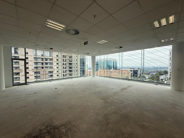 1 976 m² Commercial space