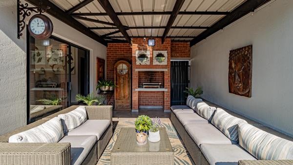 4 Bedroom Townhouse