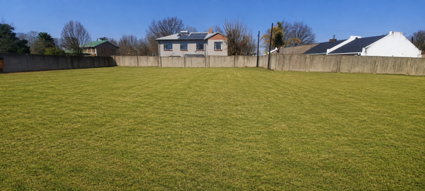 438 m² Land