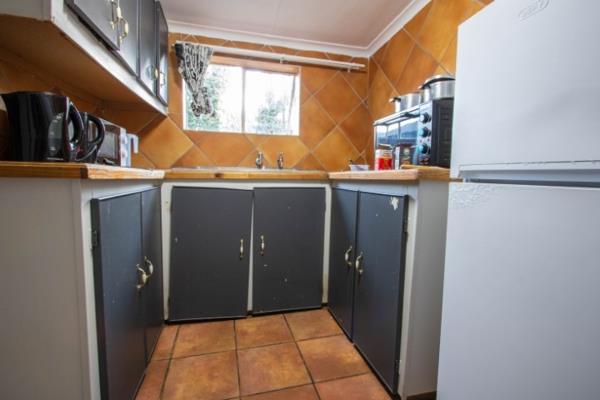 1 Bedroom House