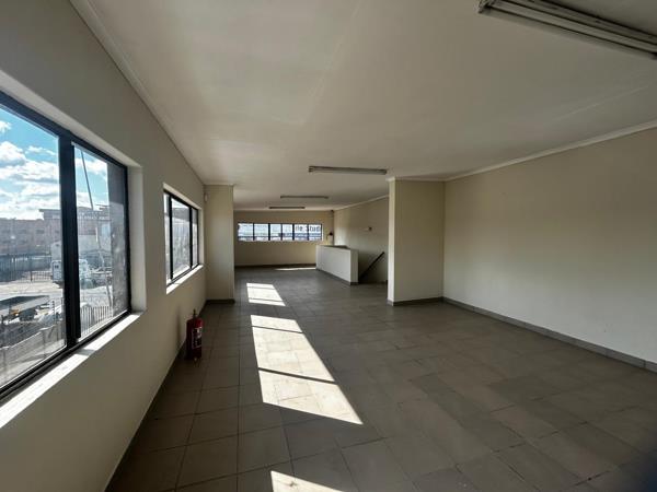 200 m² Commercial space