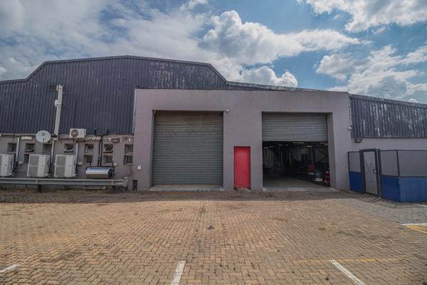 1 044 m² Industrial space