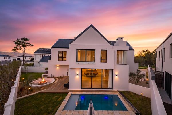 5 Bedroom House