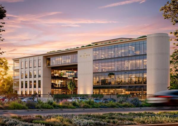 235 m² Commercial space