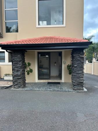 5 Bedroom Apartment