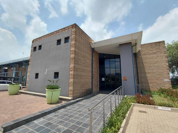 494 m² Commercial space