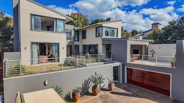 5 Bedroom House