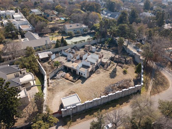 2 772 m² Land