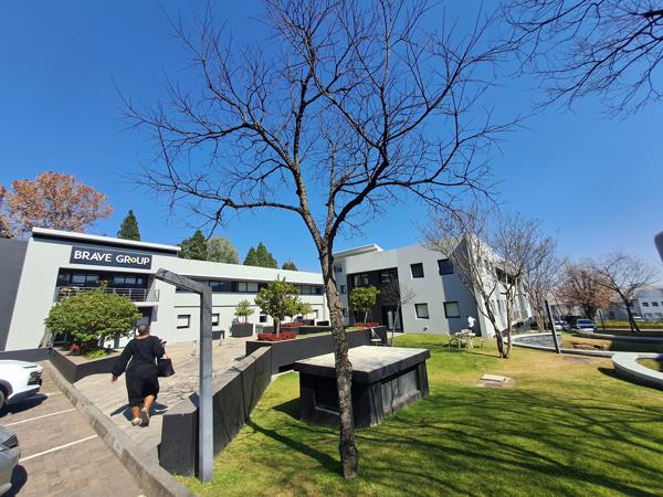 345 m² Commercial space