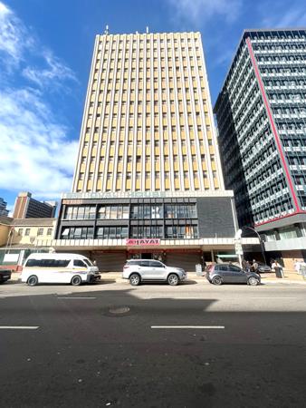 10 600 m² Commercial space