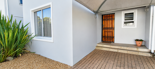 1 Bedroom Garden Cottage