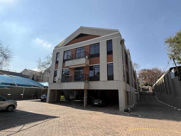 141 m² Commercial space