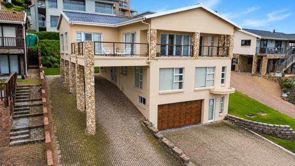 6 Bedroom House
