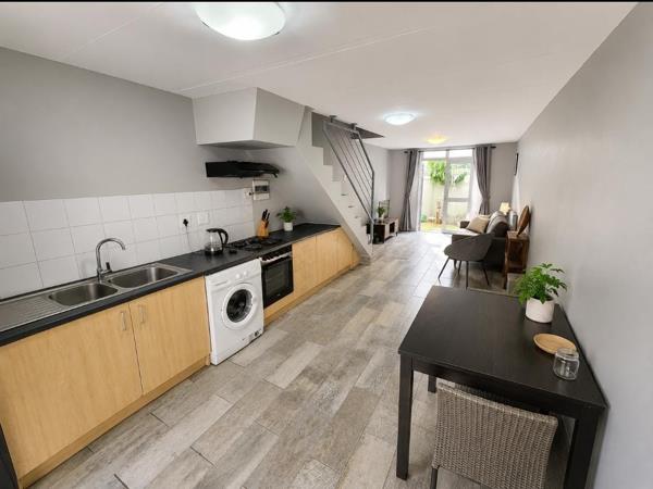 2 Bedroom House