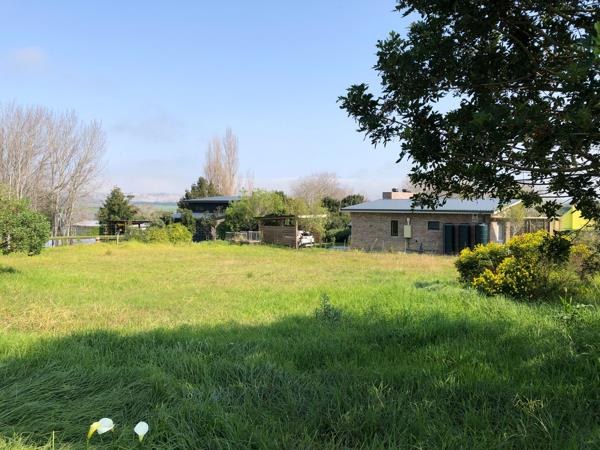 947 m² Land