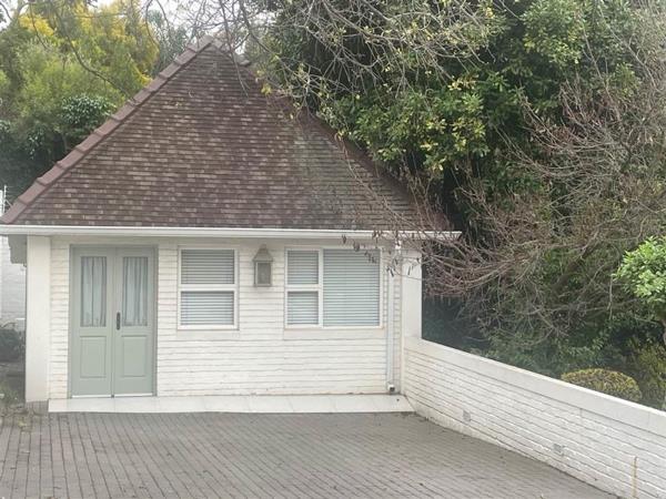 0.5 Bedroom Garden Cottage