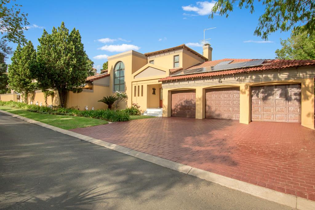 4 Bedroom House