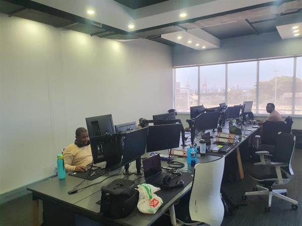 230 m² Office Space