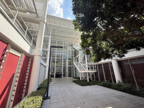 216 m² Commercial space