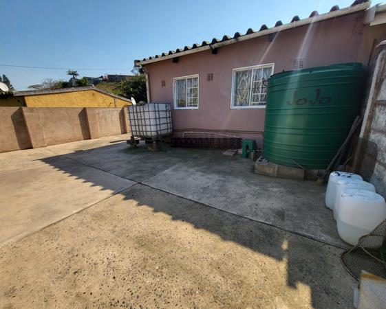 2 Bedroom House
