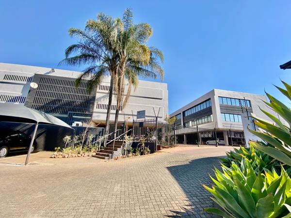 564 m² Office Space