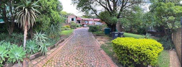 6 Bedroom House