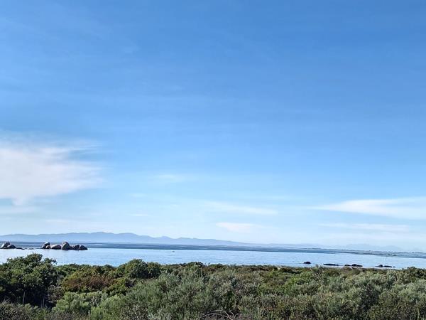 346 m² Land