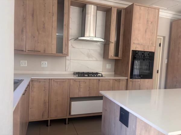 3 Bedroom Townhouse