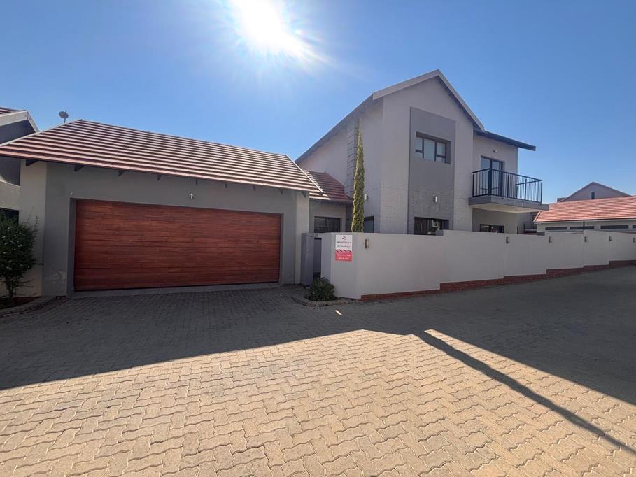 3 Bedroom Townhouse