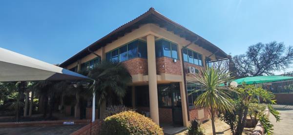 220 m² Office Space