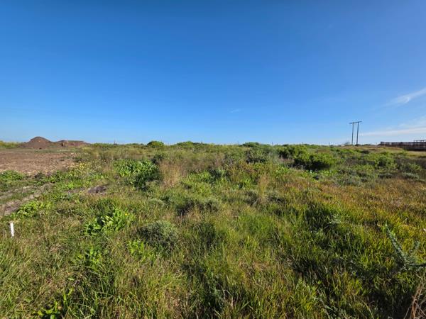 983 m² Land