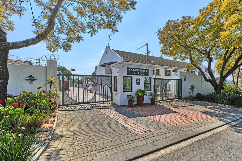 1 Bedroom Townhouse