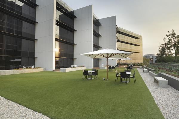 381 m² Commercial space