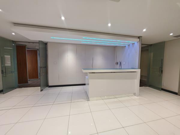 551 m² Commercial space